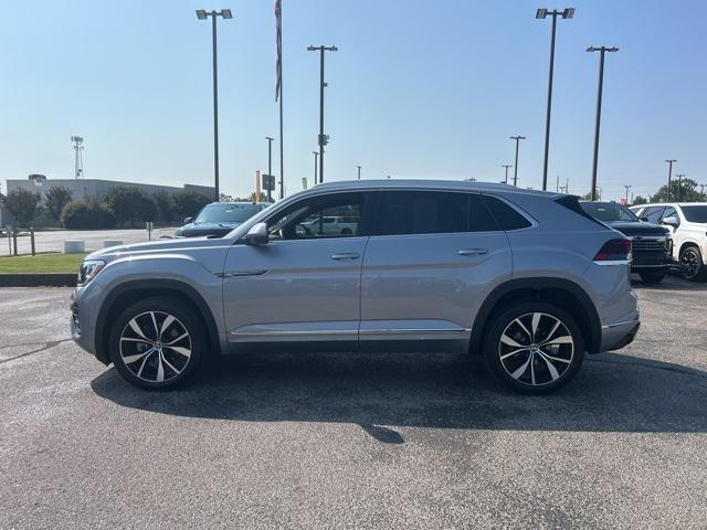 Photo of 2024 Gray Volkswagen Atlas Cross Sport