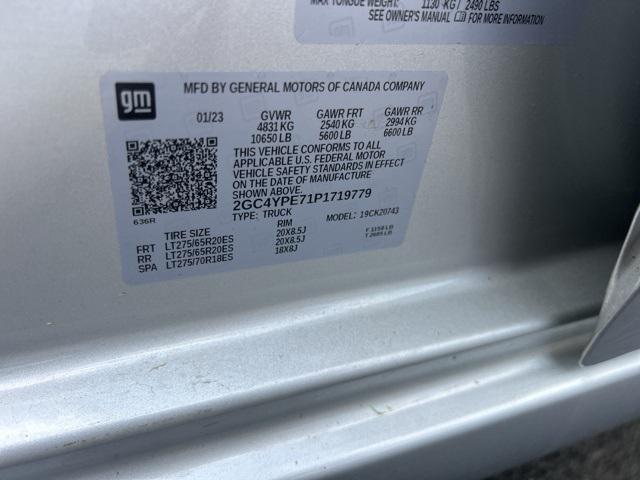 Photo of 2023 Silver Ice Metallic Chevrolet Silverado 2500