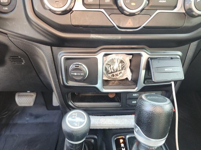 Photo of 2021 Sarge Green Clearcoat Jeep Gladiator