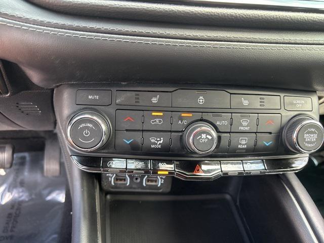 Photo of 2021 Octane Red Pearlcoat Dodge Durango