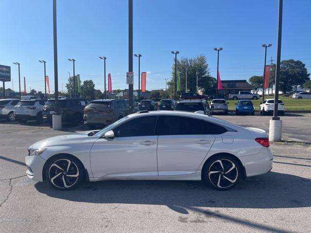 Photo of 2018 Platinum White Pearl Honda Accord