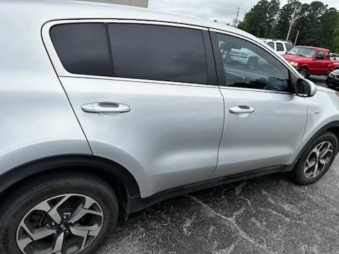 Photo of 2021 Sparkling Silver Kia Sportage
