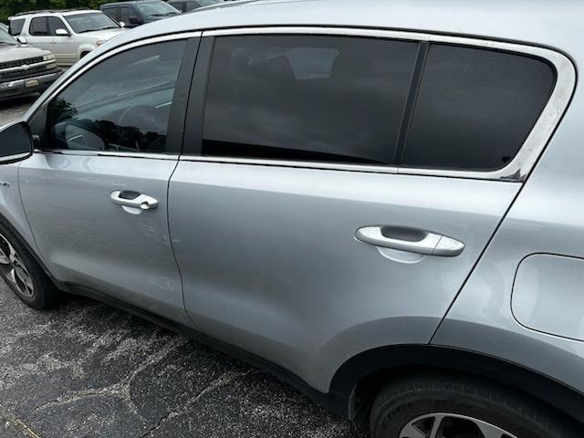 Photo of 2021 Sparkling Silver Kia Sportage