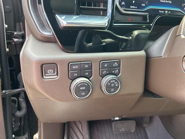 Photo of 2023 Black Chevrolet Silverado 1500