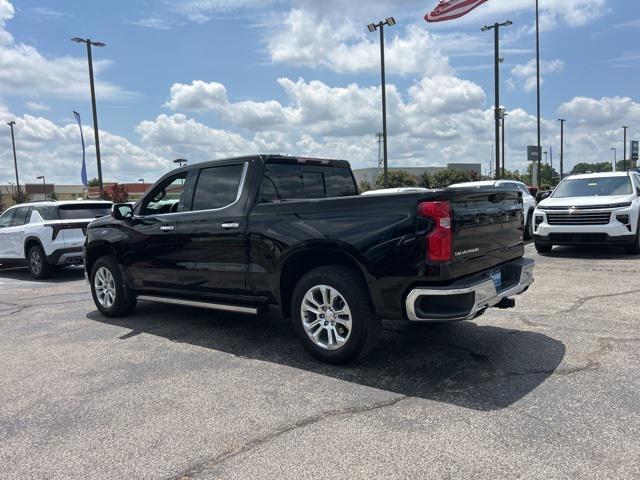Photo of 2023 Black Chevrolet Silverado 1500