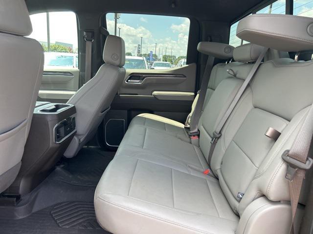 Photo of 2023 Black Chevrolet Silverado 1500