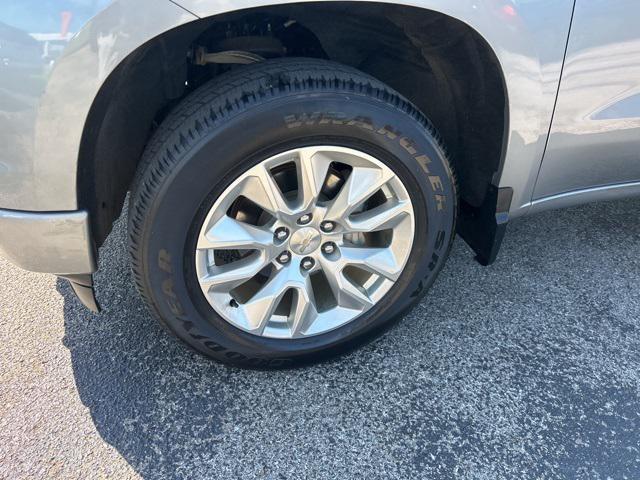 Photo of 2023 Sterling Gray Metallic Chevrolet Silverado 1500