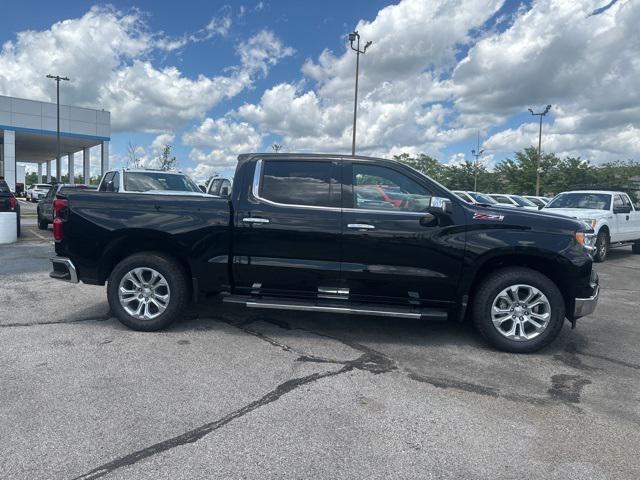 Photo of 2025 Black Chevrolet Silverado 1500