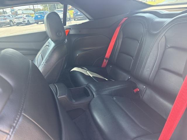 Photo of 2023 Summit White Chevrolet Camaro