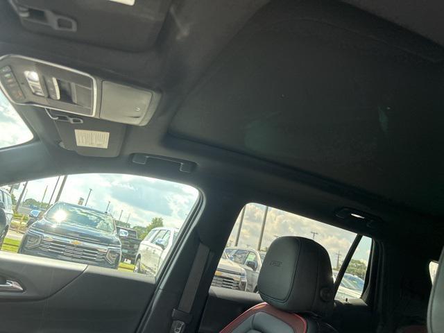 Photo of 2025 Reef Blue Metallic Chevrolet Equinox