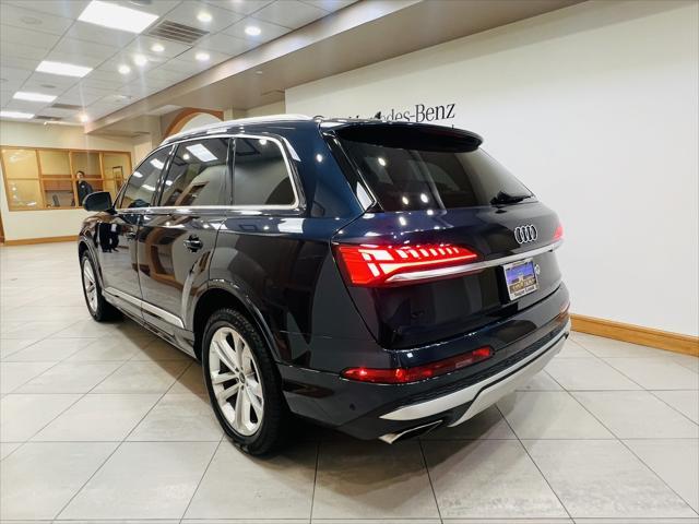 Photo of 2025 Glacier White Metallic Audi Q7