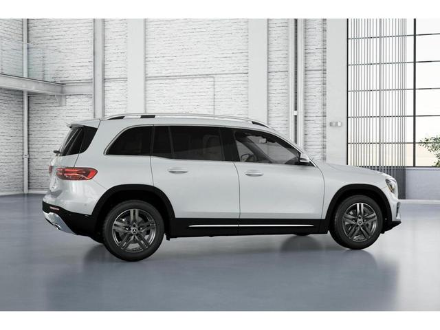 Photo of 2024 Digital White Metallic Mercedes-Benz GLB 250