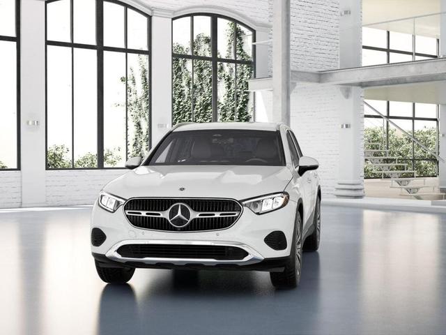 Photo of 2024 Polar White Mercedes-Benz GLC 300