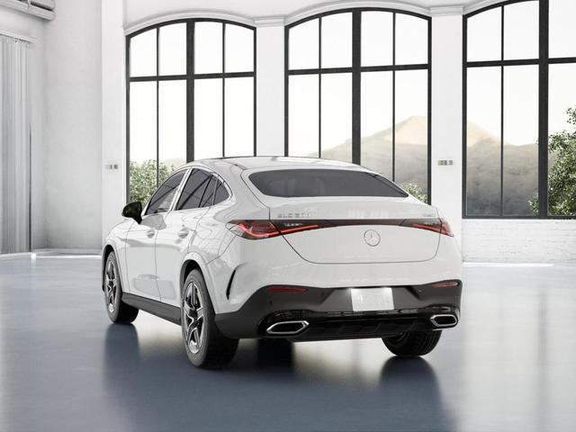 Photo of 2024 Polar White Mercedes-Benz GLC 300