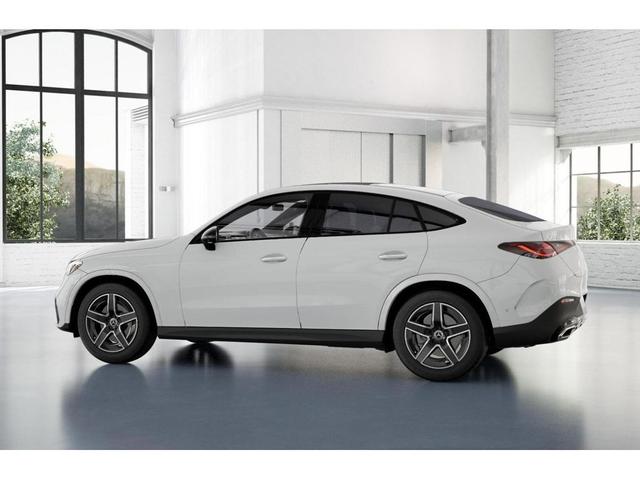 Photo of 2024 Polar White Mercedes-Benz GLC 300