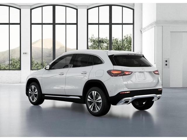 Photo of 2025 Polar White Mercedes-Benz GLA 250