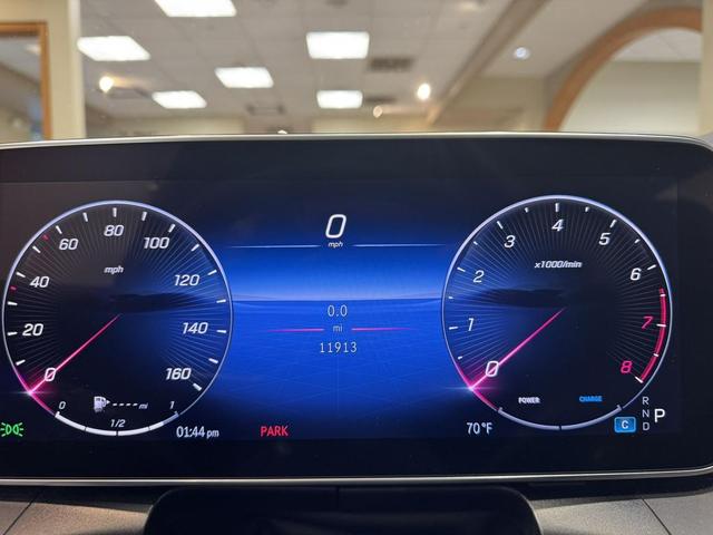 Photo of 2024 Starling Blue Metallic Mercedes-Benz GLC 300