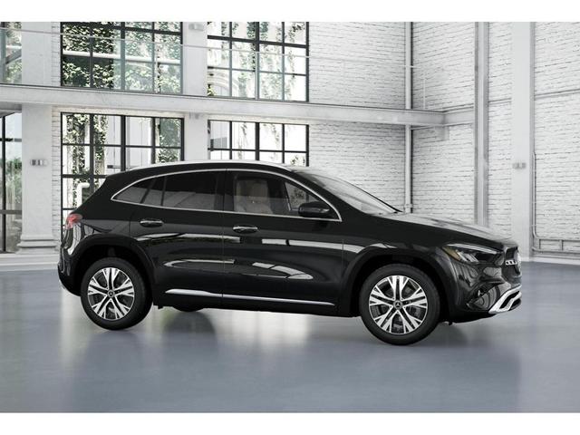 Photo of 2025 Night Black Mercedes-Benz GLA 250