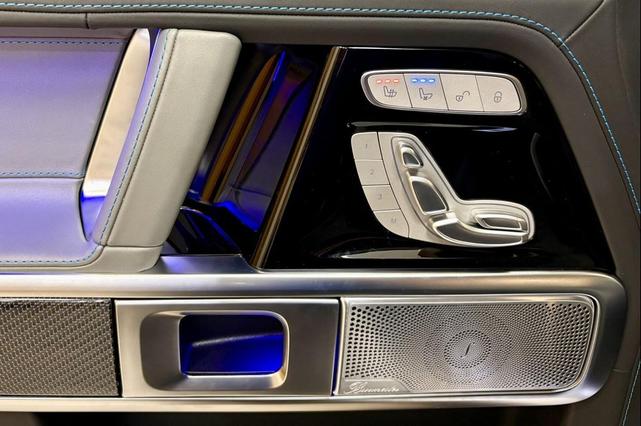 Photo of 2025 MANUFAKTUR Moonlight White magno Mercedes-Benz G-Class