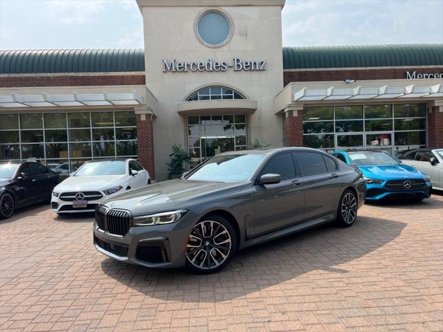 2022 BMW 750