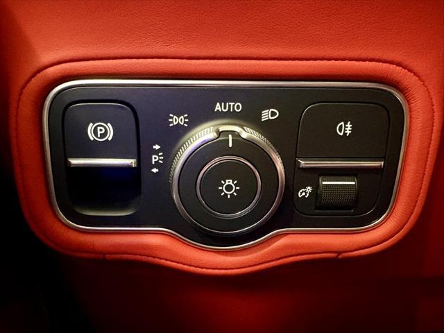 Photo of 2025 Polar White Mercedes-Benz AMG G 63