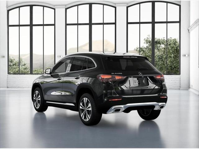 Photo of 2025 Night Black Mercedes-Benz GLA 250