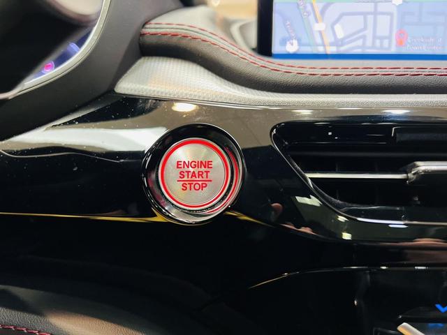 Photo of 2022 Tiger Eye Pearl Acura MDX