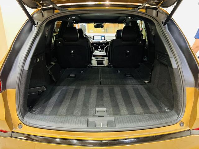 Photo of 2022 Tiger Eye Pearl Acura MDX