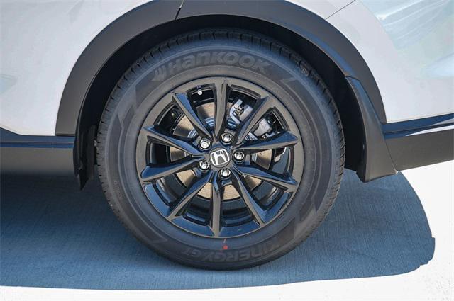 Photo of 2026 Platinum White Pearl Honda CR-V Hybrid