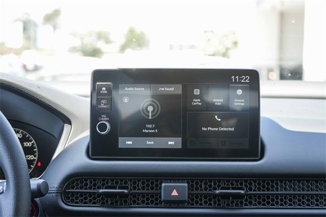 Photo of 2026 Platinum White Pearl Honda HR-V