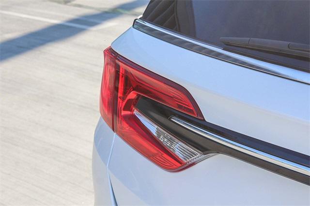 Photo of 2022 Platinum White Pearl Honda Odyssey