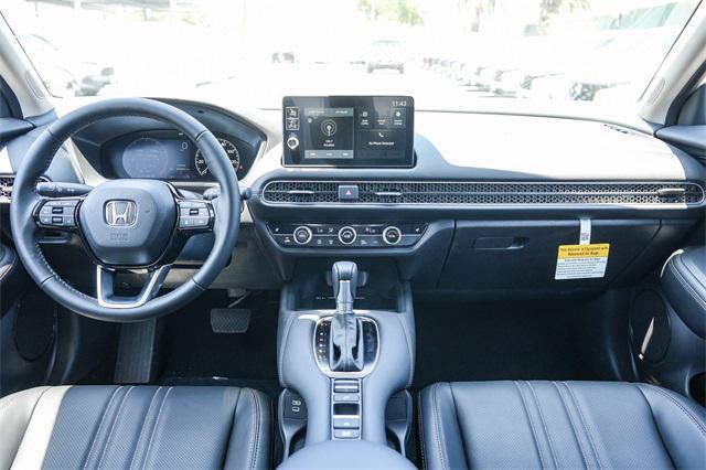 Photo of 2026 Urban Gray Pearl Honda HR-V
