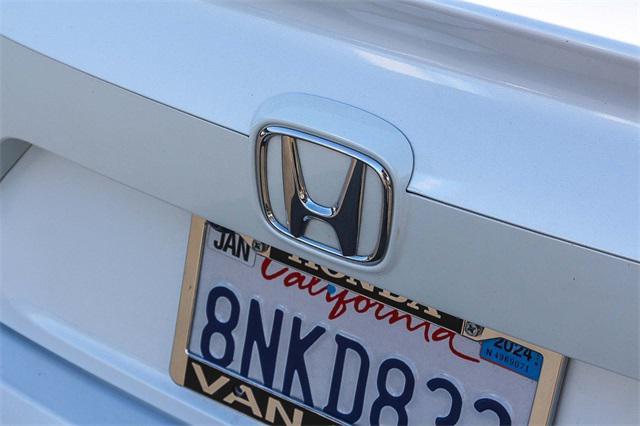 Photo of 2020 Platinum White Pearl Honda Accord
