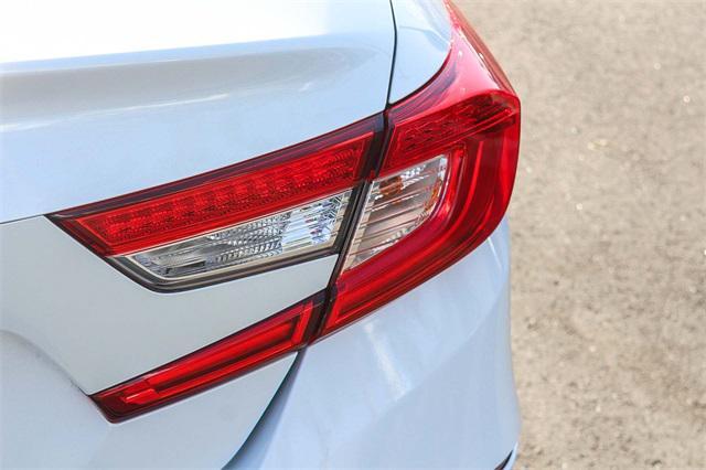 Photo of 2020 Platinum White Pearl Honda Accord
