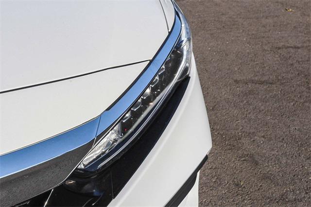 Photo of 2020 Platinum White Pearl Honda Accord