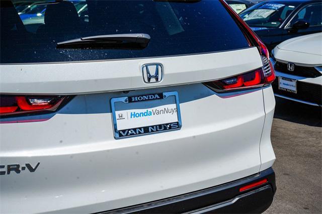Photo of 2026 Platinum White Pearl Honda CR-V