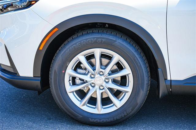 Photo of 2026 Platinum White Pearl Honda CR-V