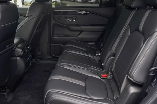 Photo of 2025 Crystal Black Pearl Honda Pilot
