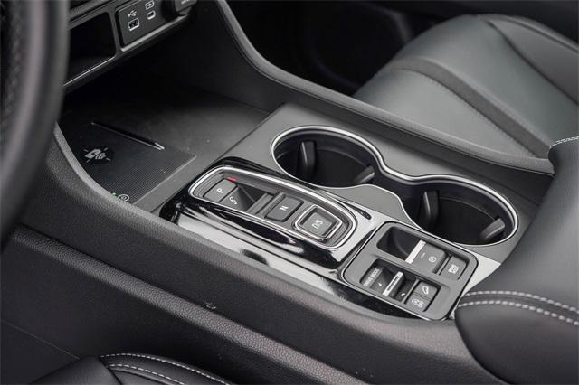 Photo of 2025 Crystal Black Pearl Honda Pilot