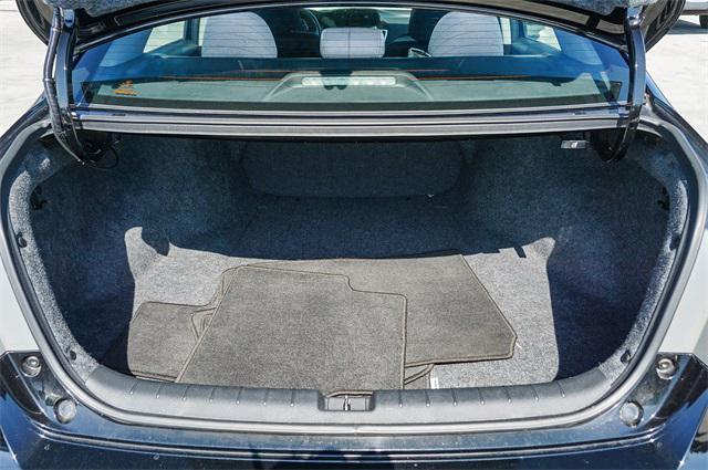 Photo of 2015 Crystal Black Pearl Honda Accord