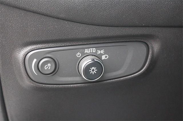 Photo of 2022 Summit White Chevrolet Equinox