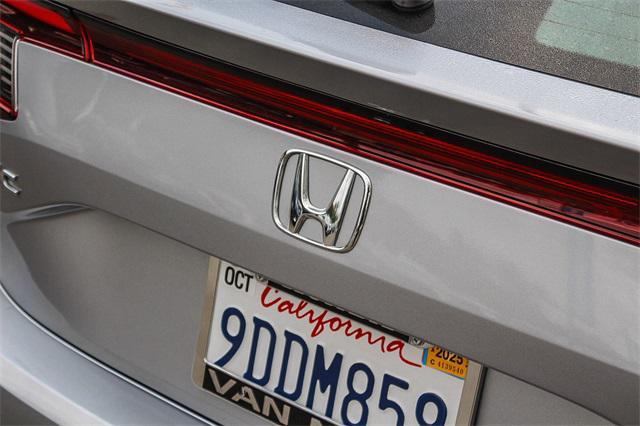 Photo of 2022 Lunar Silver Metallic Honda Civic
