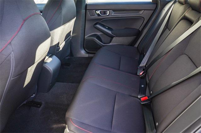 Photo of 2026 Platinum White Pearl Honda Civic Si