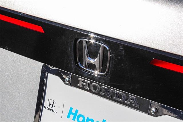 Photo of 2025 Solar Silver Metallic Honda Accord