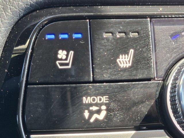Photo of 2025 Gray Honda Pilot
