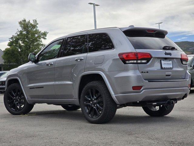 Photo of 2018 Billet Silver Metallic Clearcoat Jeep Grand Cherokee
