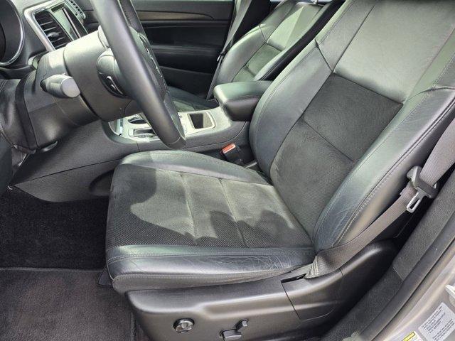 Photo of 2018 Billet Silver Metallic Clearcoat Jeep Grand Cherokee