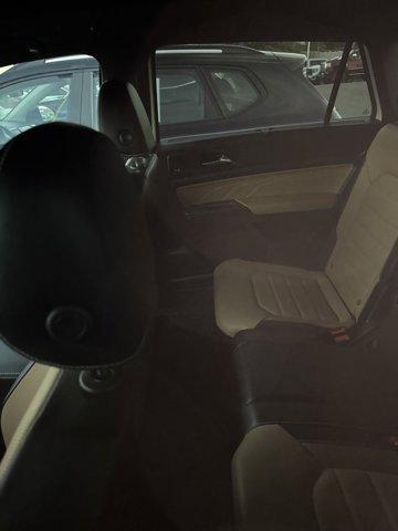 Photo of 2023 Opal White Pearl Effect Volkswagen Atlas Cross Sport