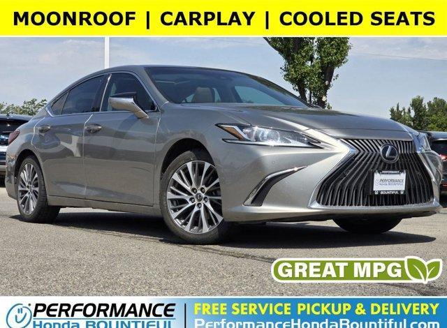Photo of 2020 Atomic Silver Lexus ES 350