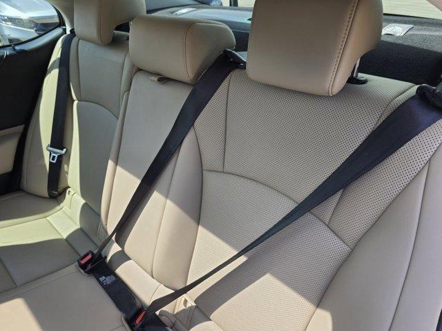 Photo of 2020 Atomic Silver Lexus ES 350
